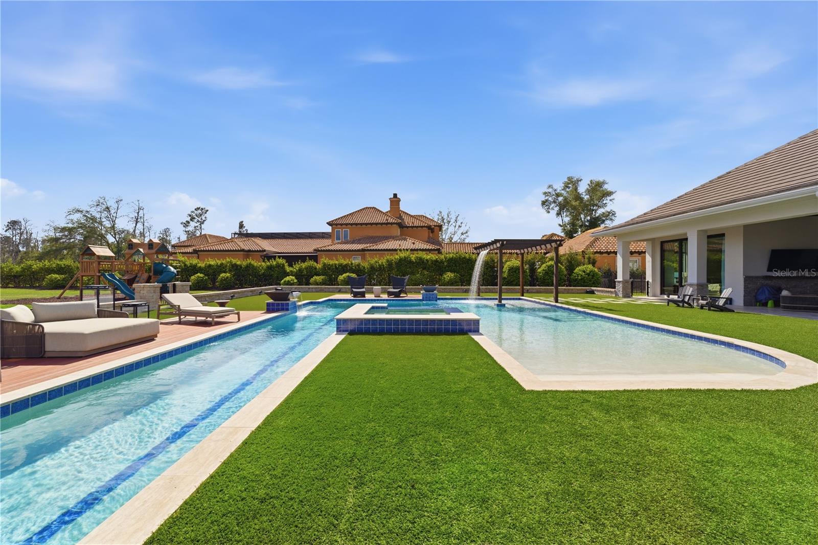 Image 45 of 57 For 16804 Vinci Way