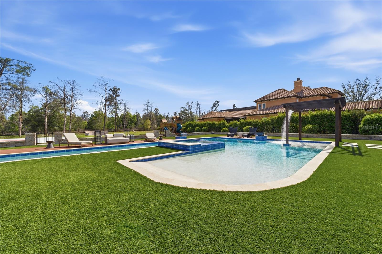 Image 46 of 57 For 16804 Vinci Way