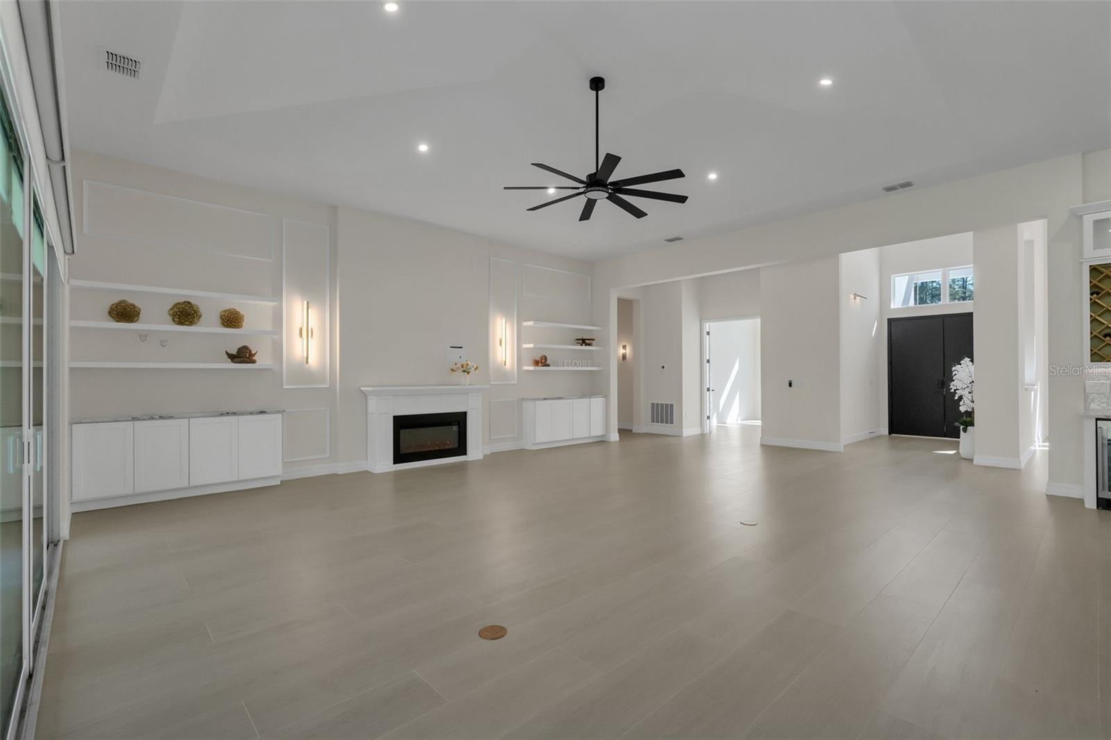 Image 18 of 64 For 200 Goodman Road