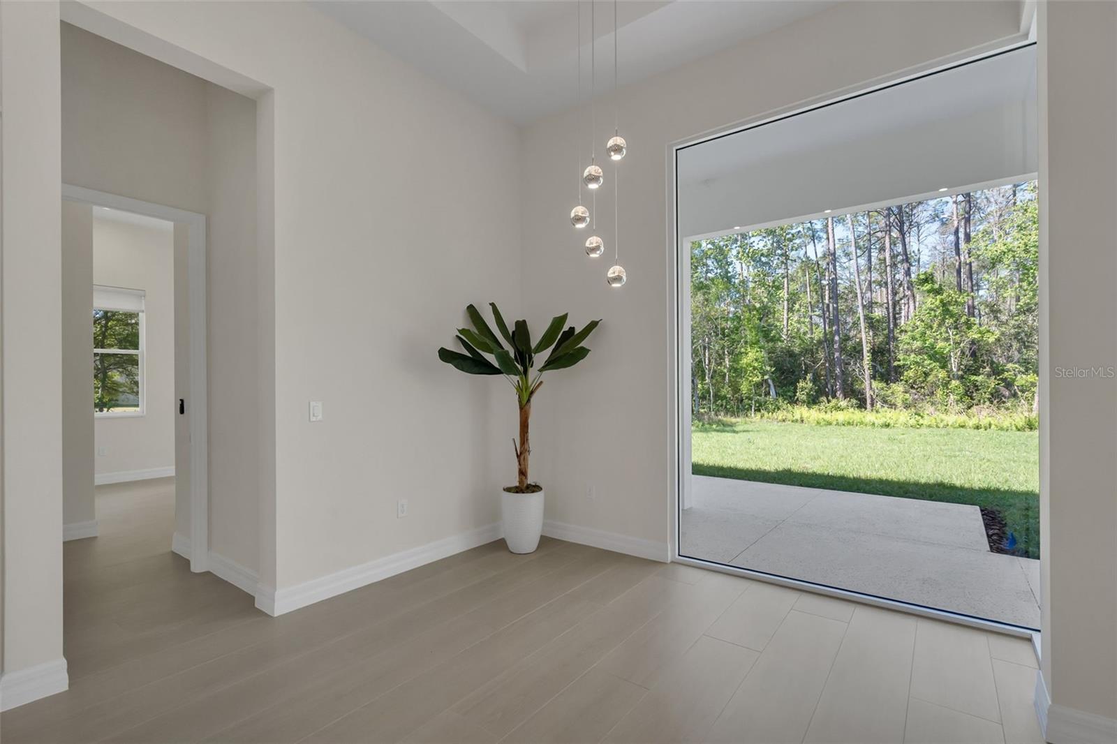 Image 21 of 64 For 200 Goodman Road