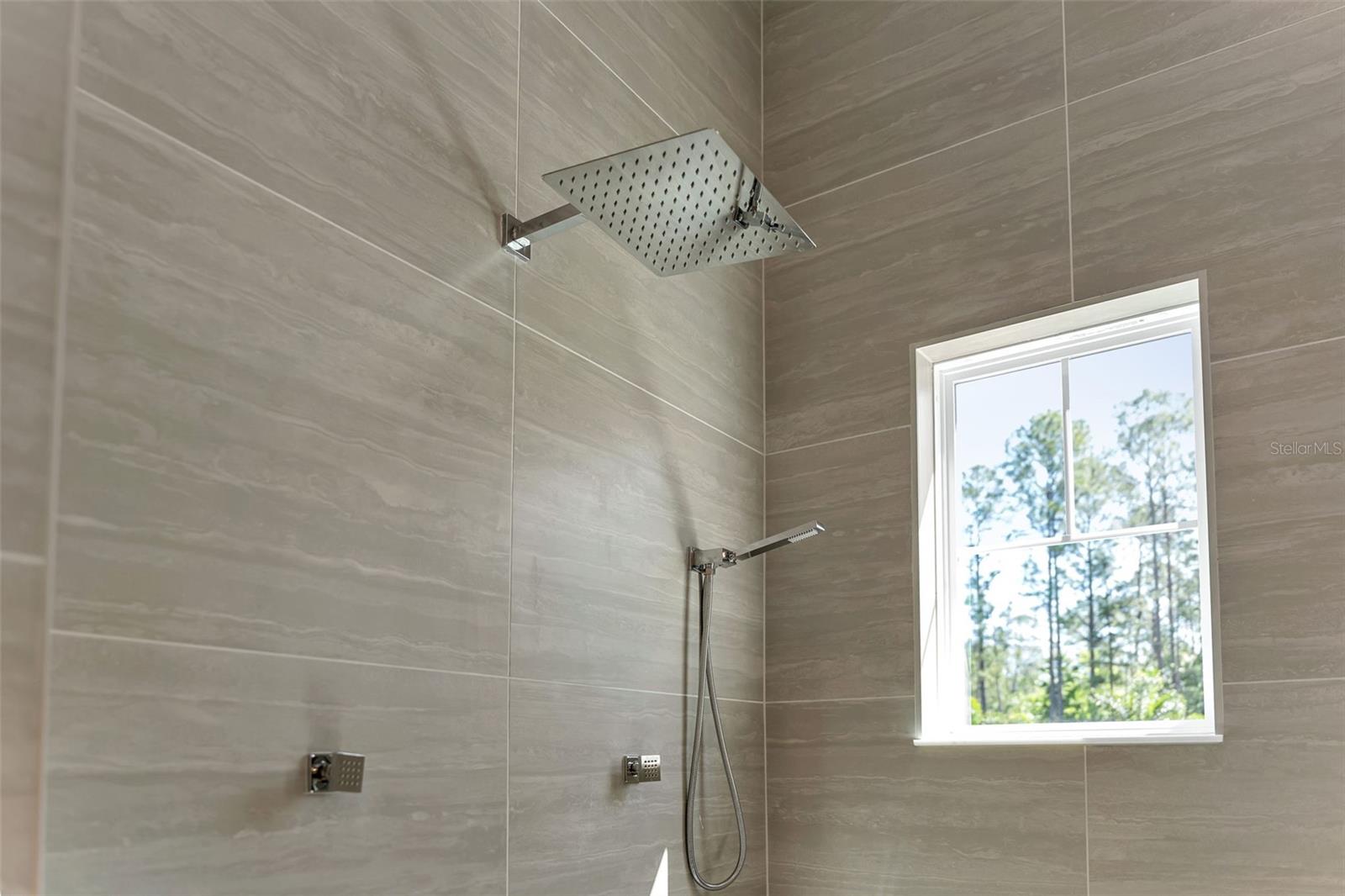 Image 38 of 64 For 200 Goodman Road