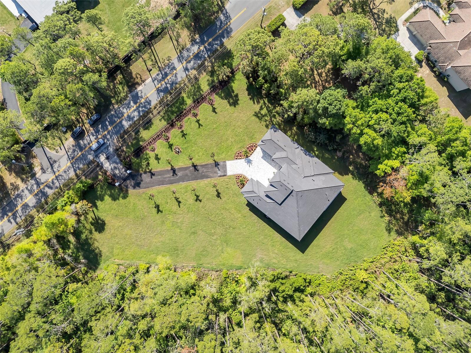 Image 4 of 64 For 200 Goodman Road