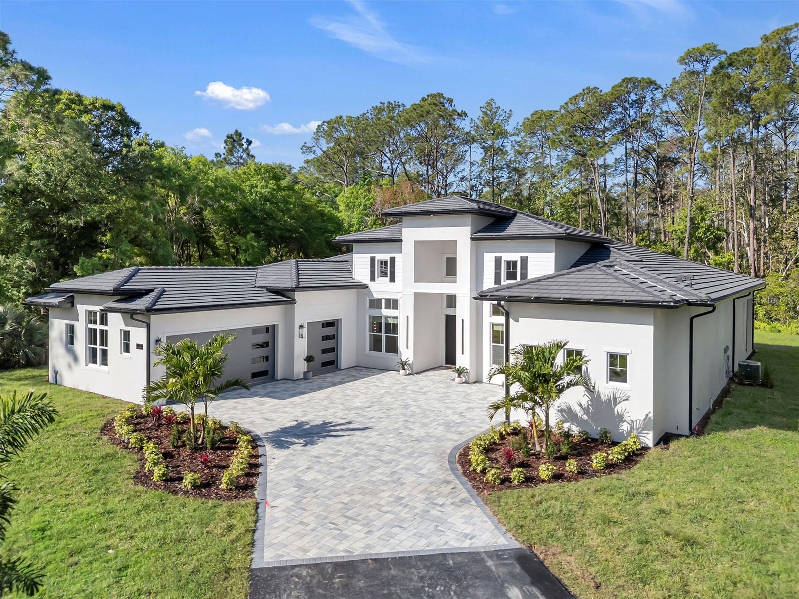 Image 5 of 64 For 200 Goodman Road