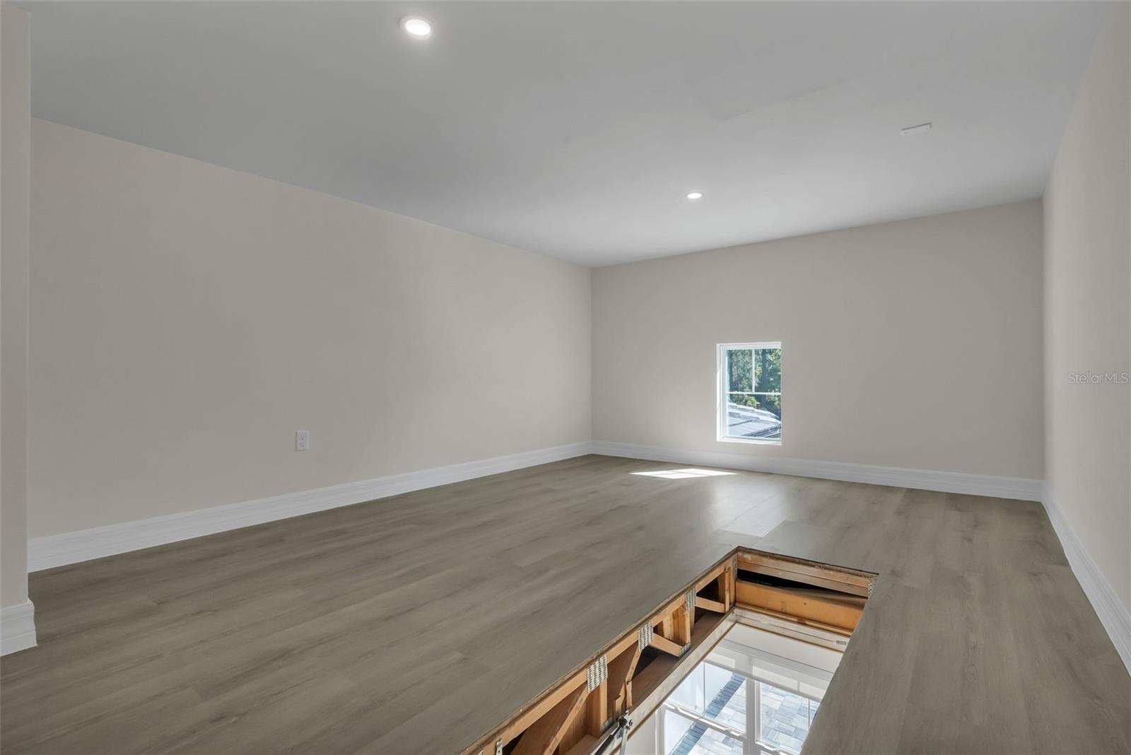 Image 56 of 64 For 200 Goodman Road