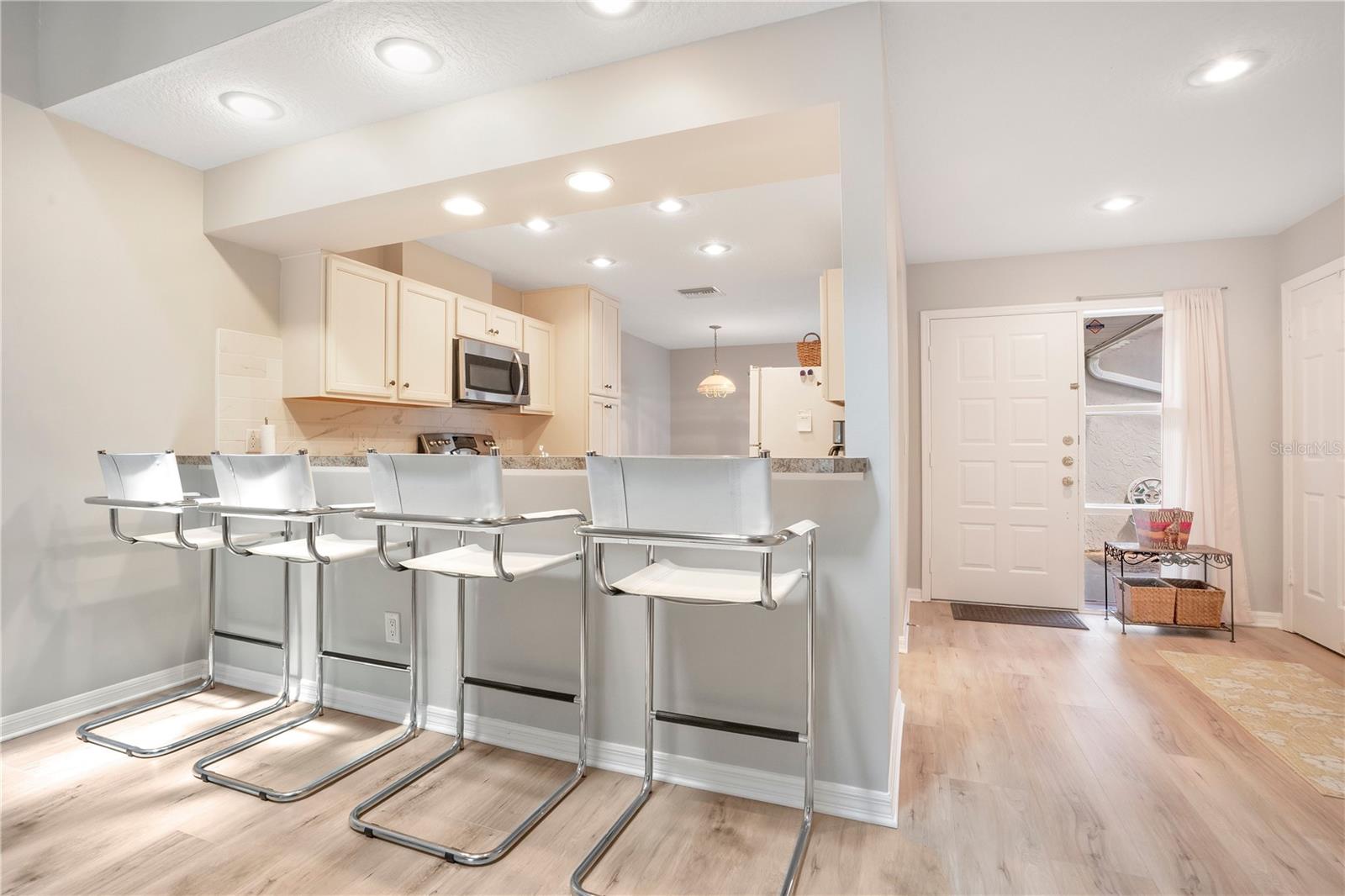 Image 10 of 52 For 8110 Sandpoint Boulevard