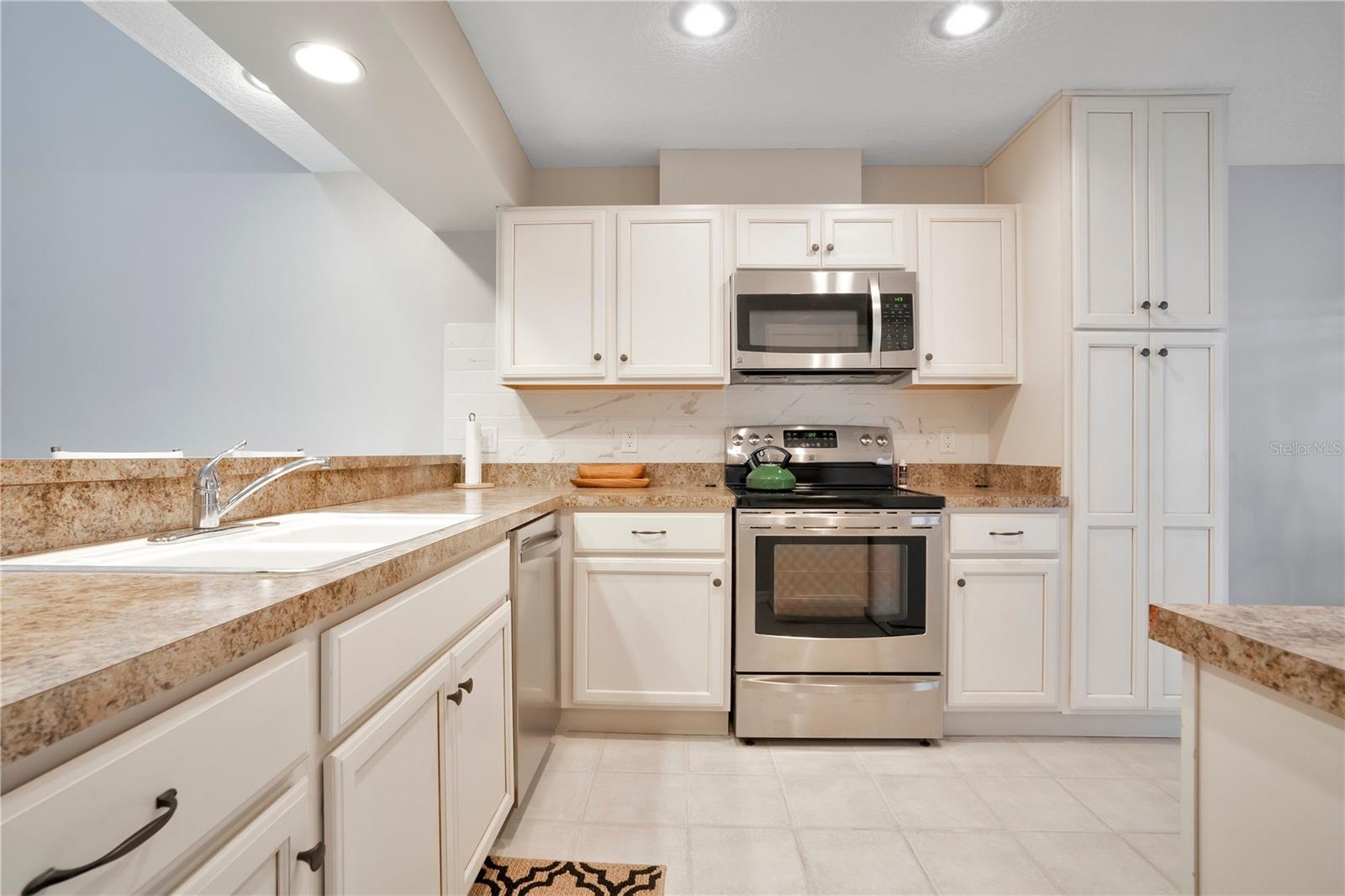 Image 11 of 52 For 8110 Sandpoint Boulevard