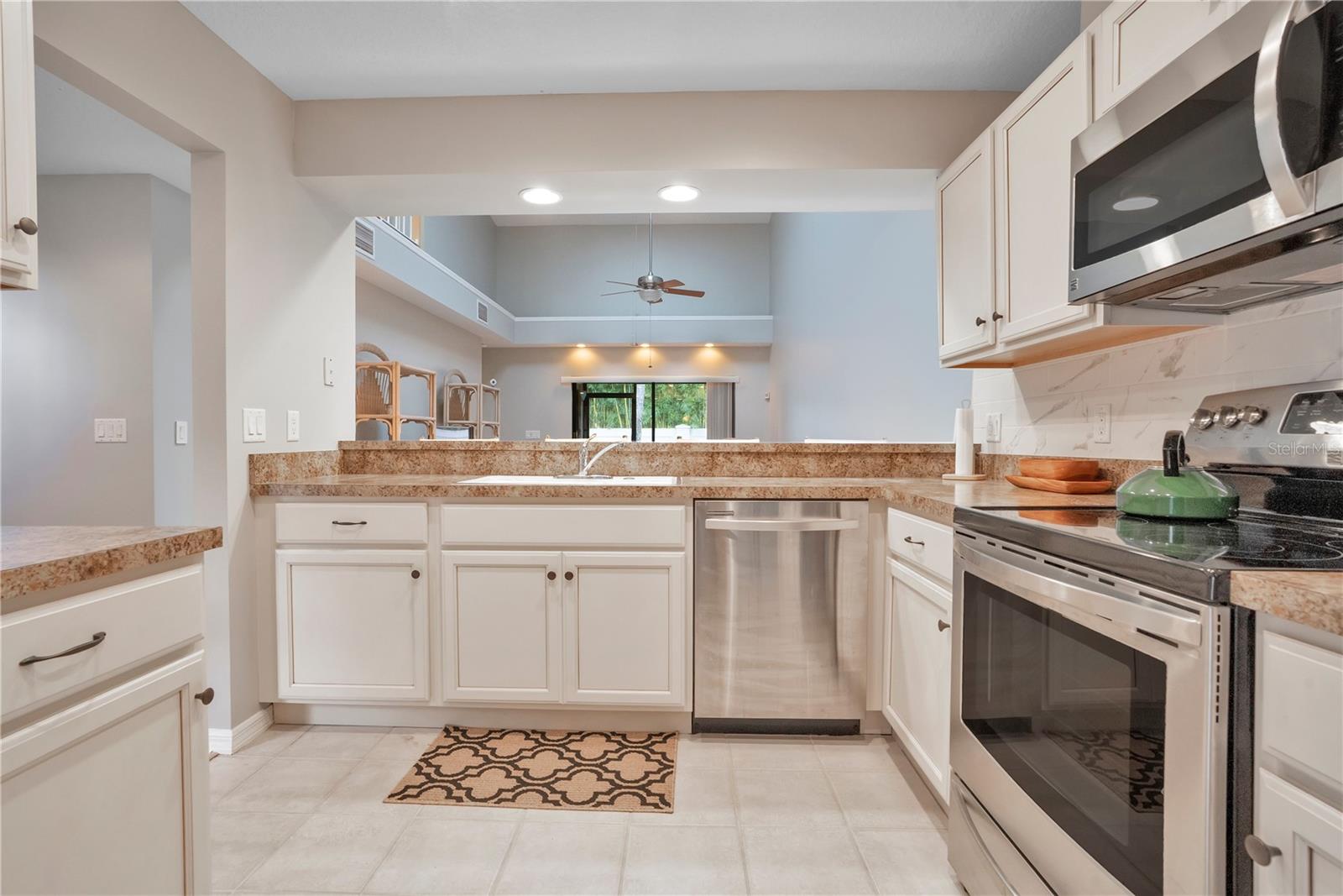 Image 12 of 52 For 8110 Sandpoint Boulevard