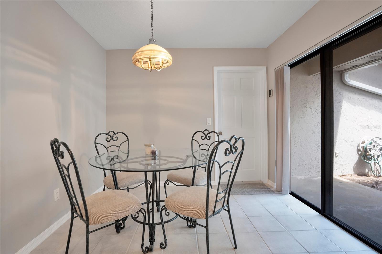 Image 14 of 52 For 8110 Sandpoint Boulevard