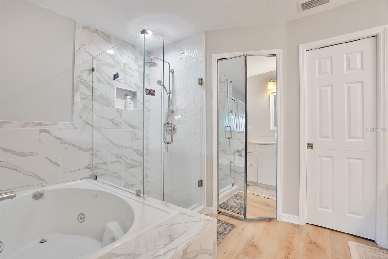 Image 18 of 52 For 8110 Sandpoint Boulevard