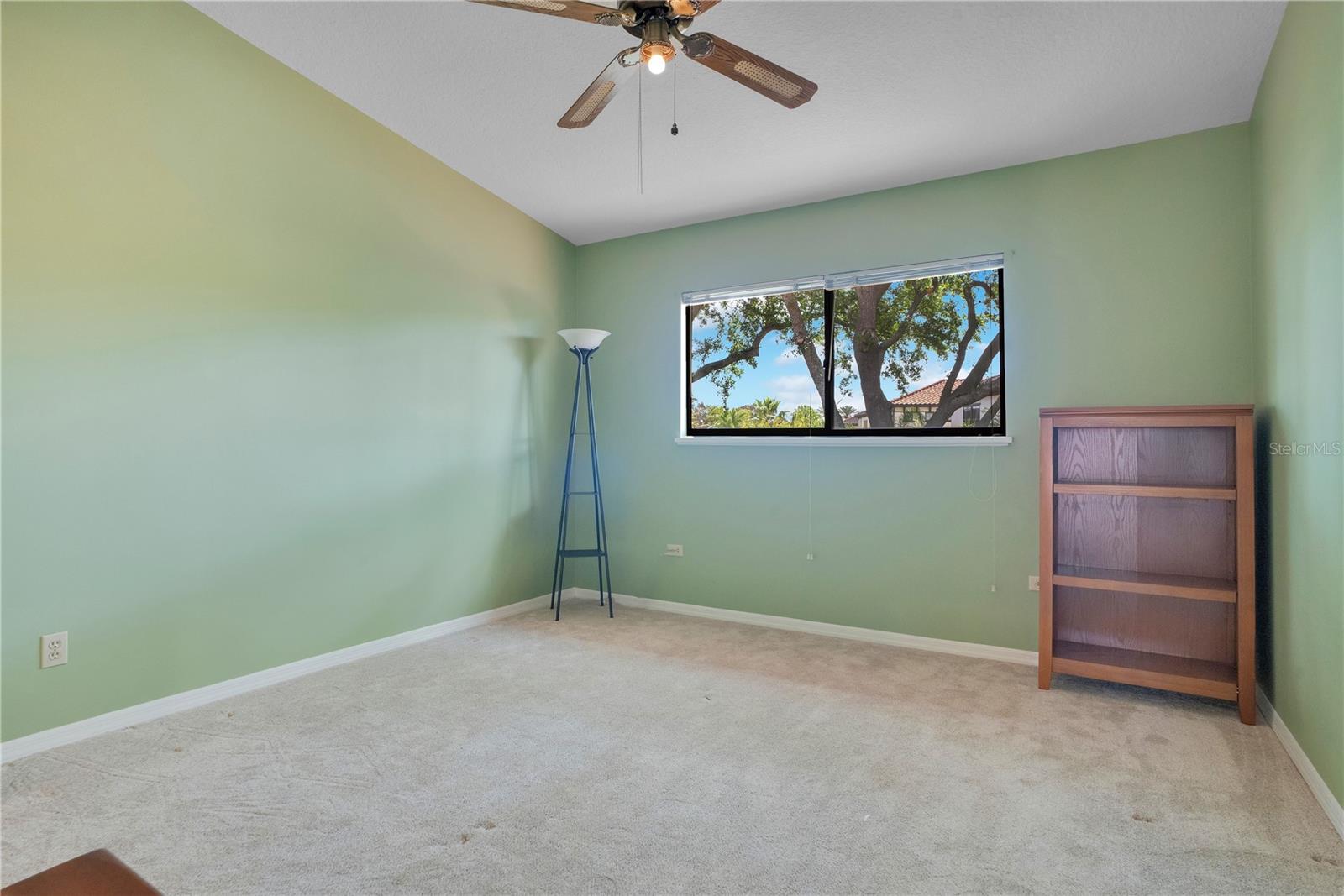 Image 26 of 52 For 8110 Sandpoint Boulevard