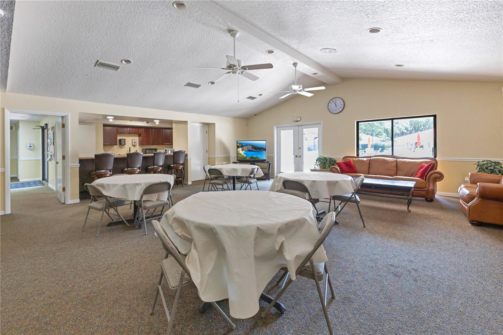 Image 41 of 52 For 8110 Sandpoint Boulevard