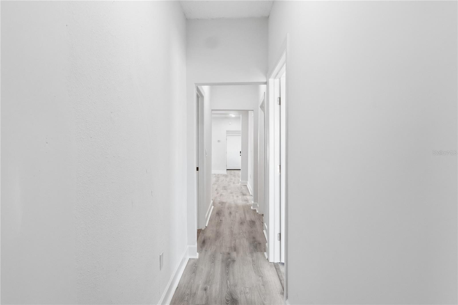 Image 14 of 32 For 1826 19th Street S