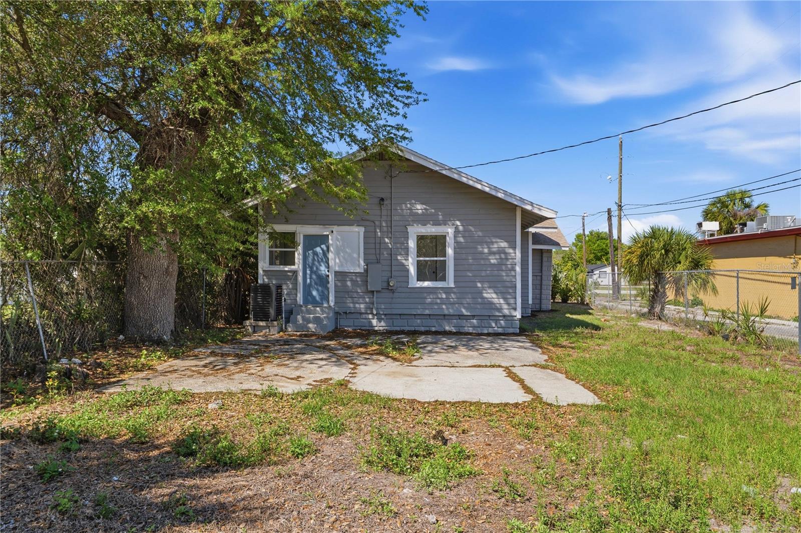 Image 24 of 32 For 1826 19th Street S