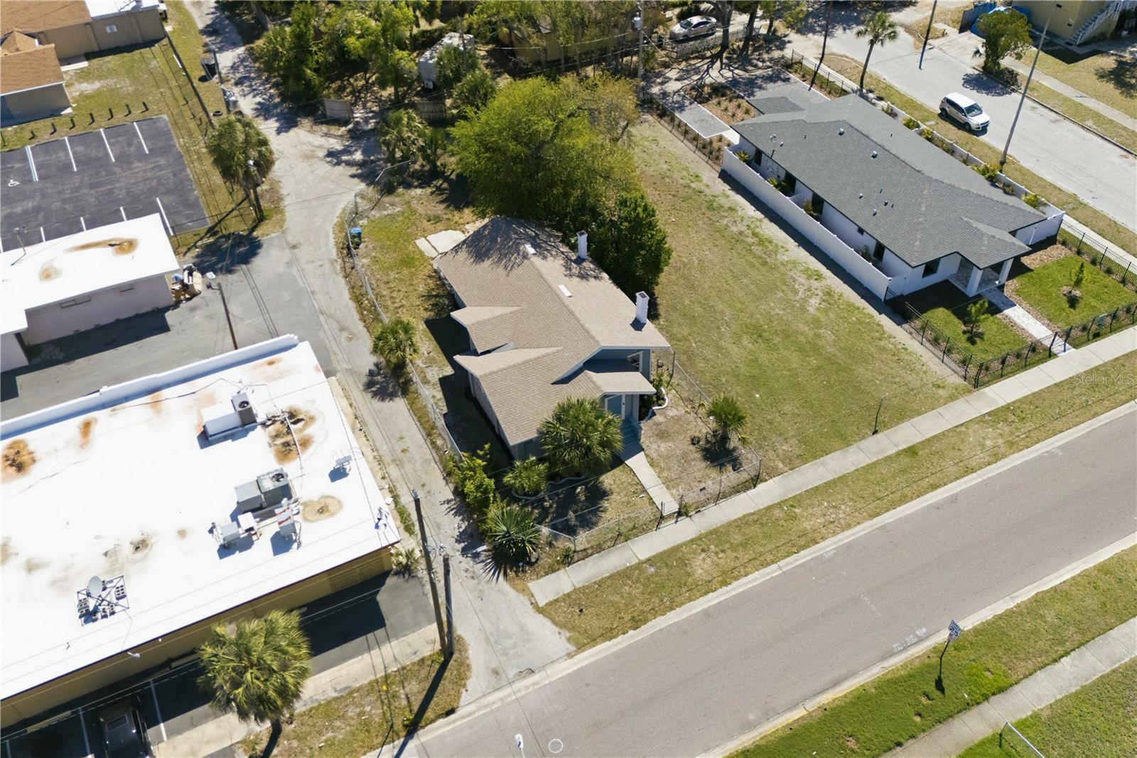 Image 32 of 32 For 1826 19th Street S