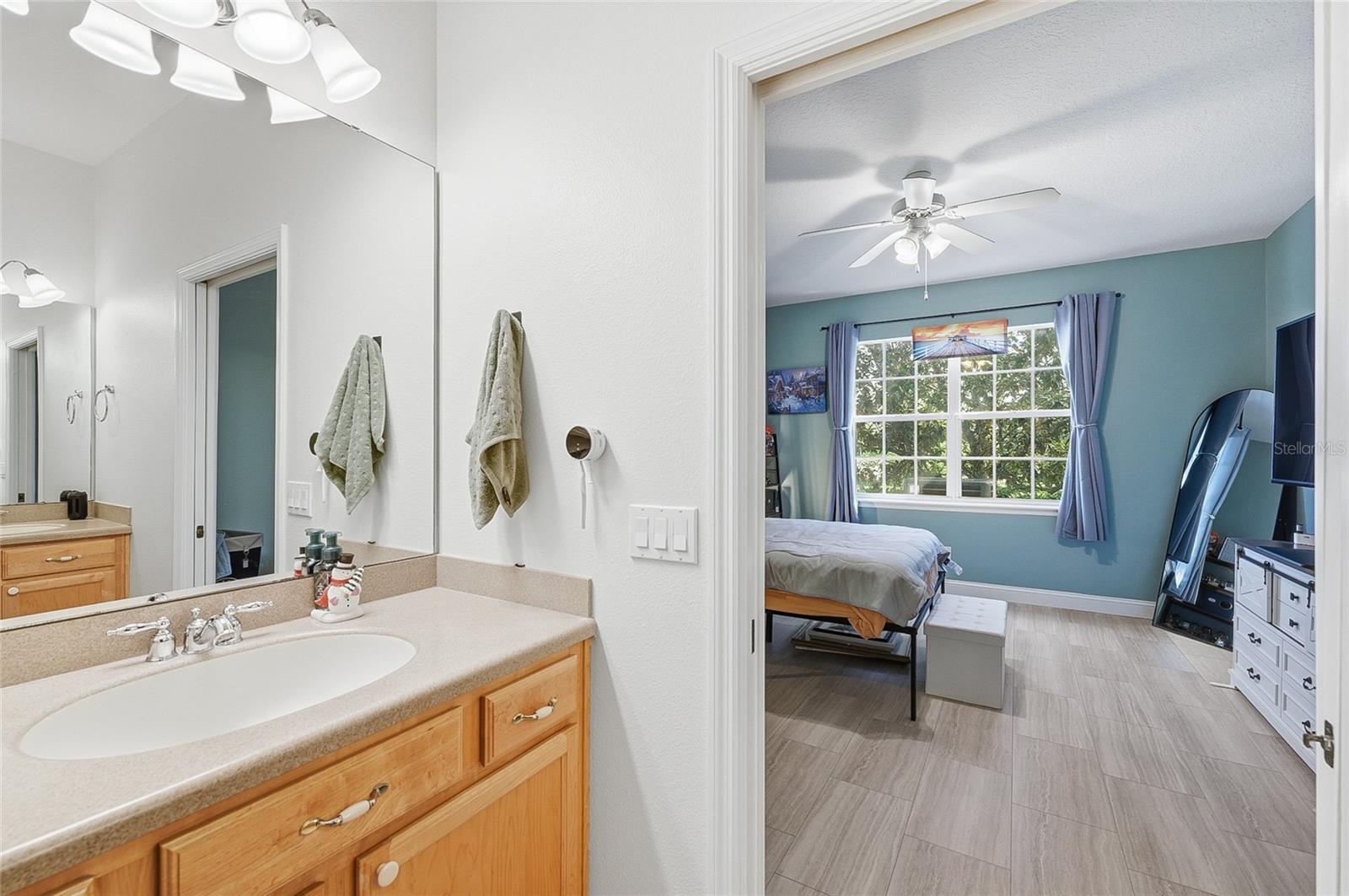 Image 17 of 32 For 292 Nautica Mile Drive