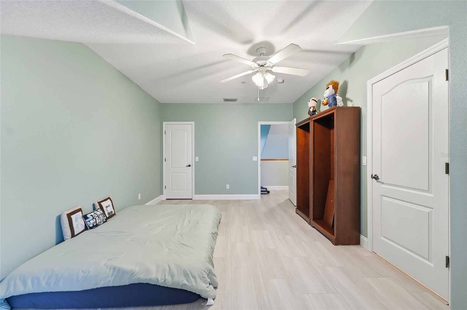 Image 25 of 32 For 292 Nautica Mile Drive