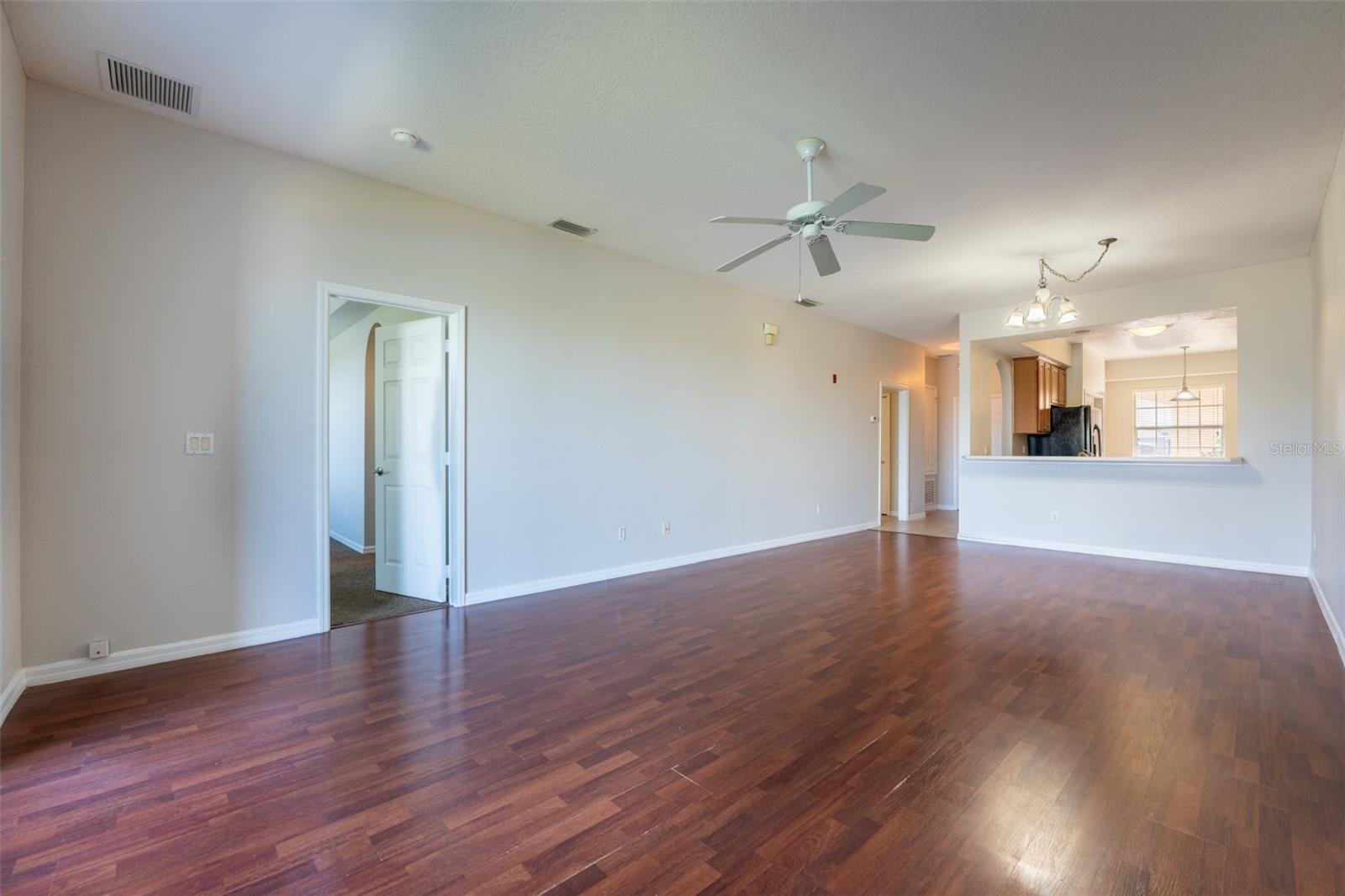 Image 8 of 21 For 9435 Myrtle Creek Lane 311