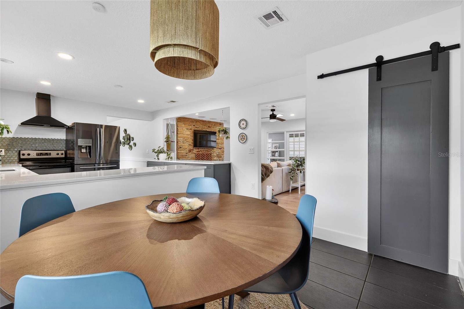 Image 12 of 61 For 116 Windmill Way