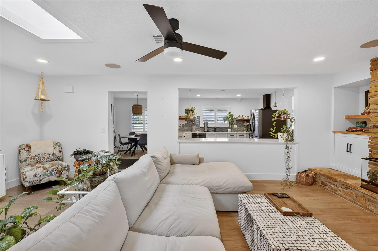 Image 20 of 61 For 116 Windmill Way