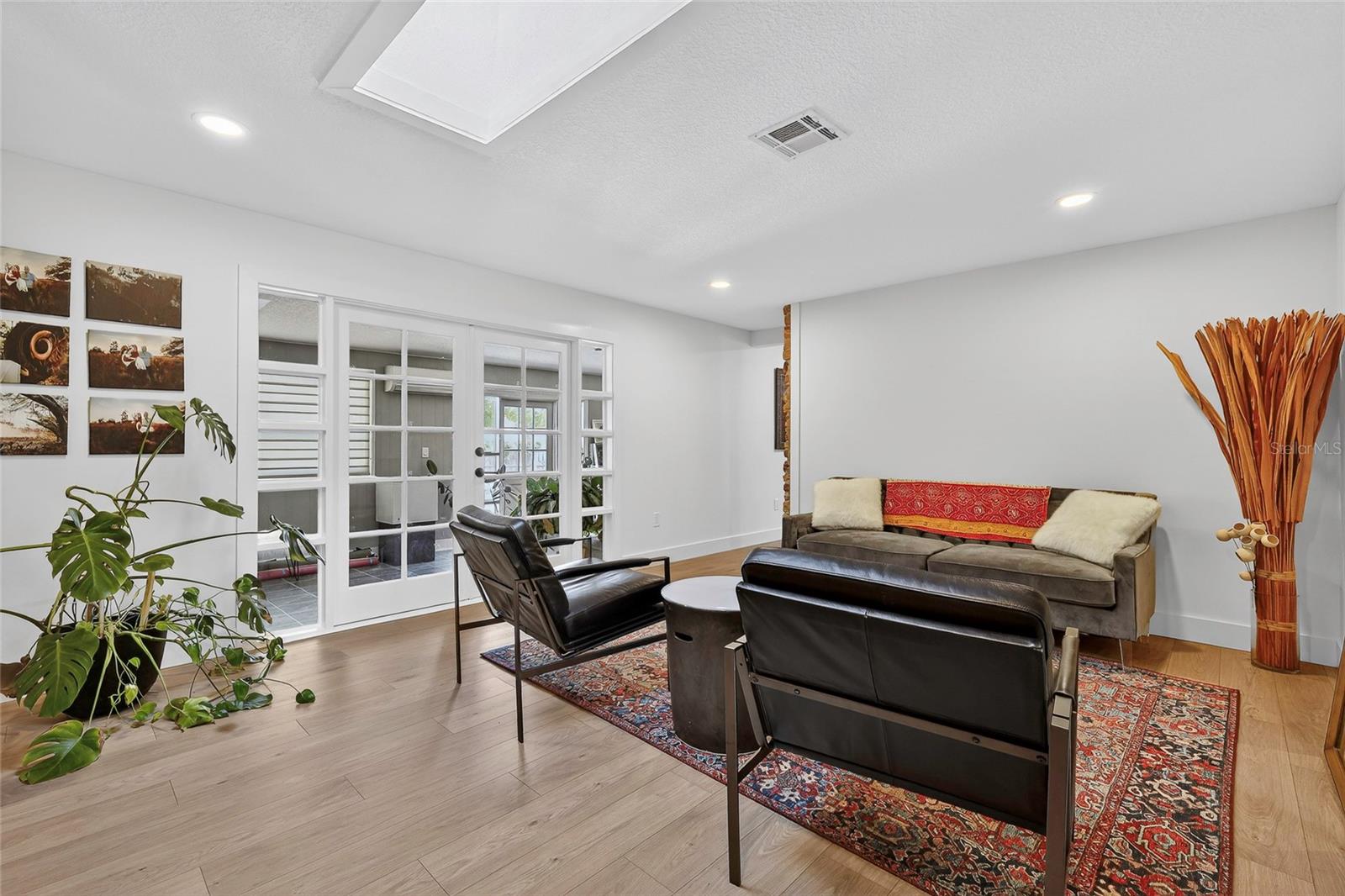 Image 21 of 61 For 116 Windmill Way