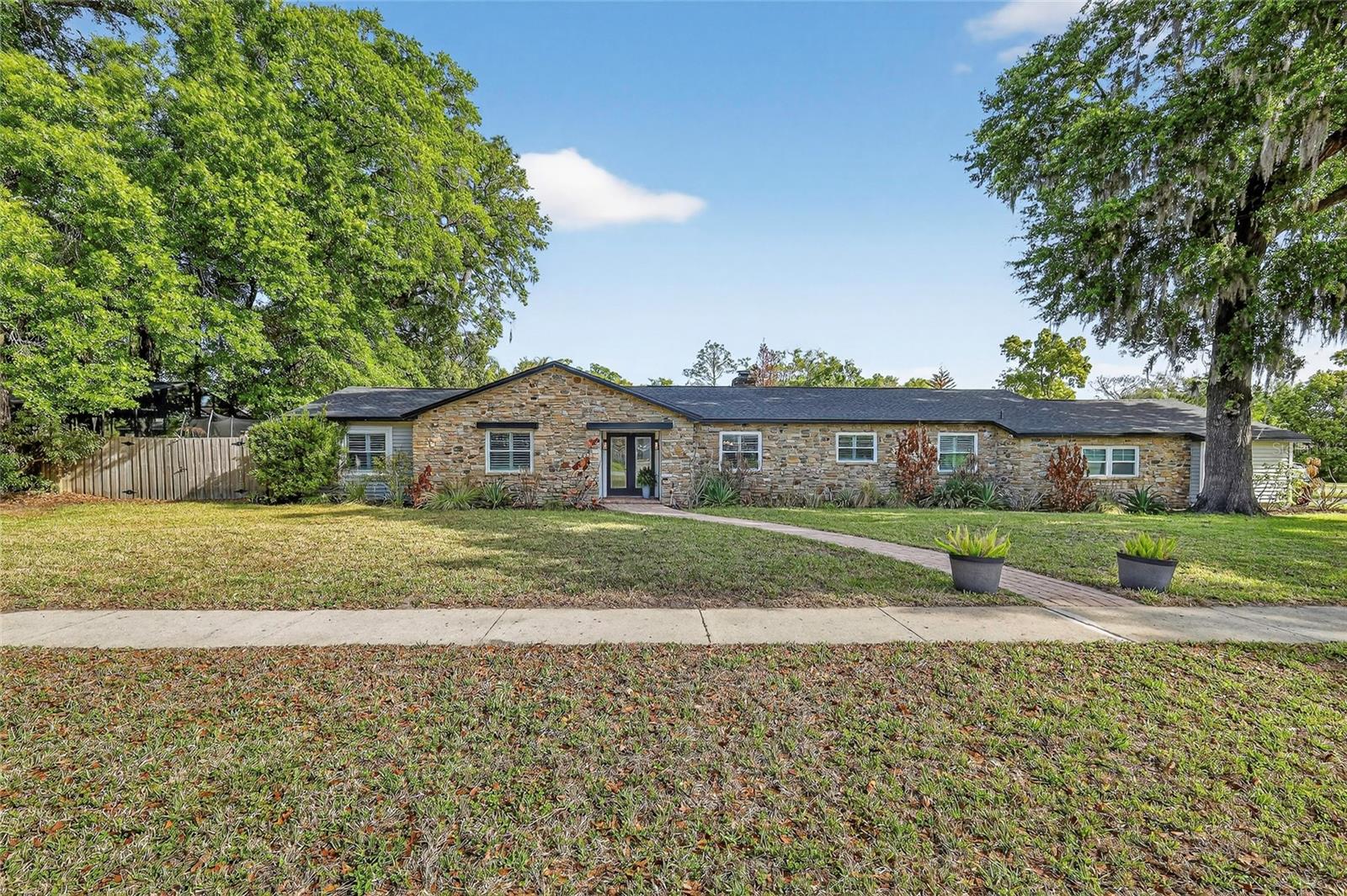 Image 3 of 61 For 116 Windmill Way