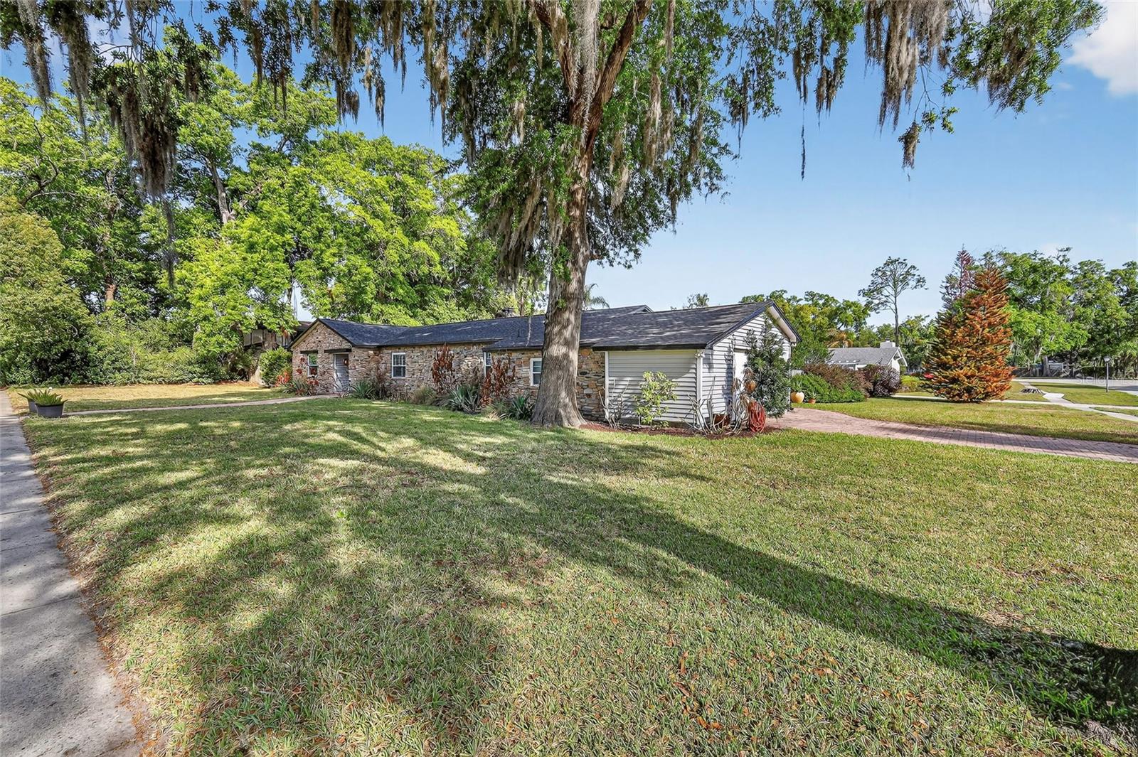 Image 4 of 61 For 116 Windmill Way