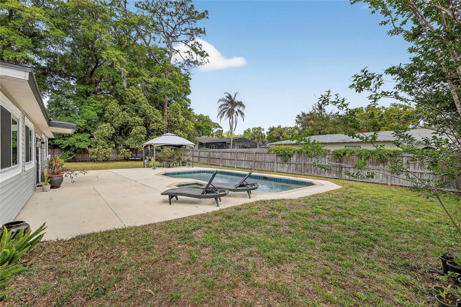 Image 51 of 61 For 116 Windmill Way