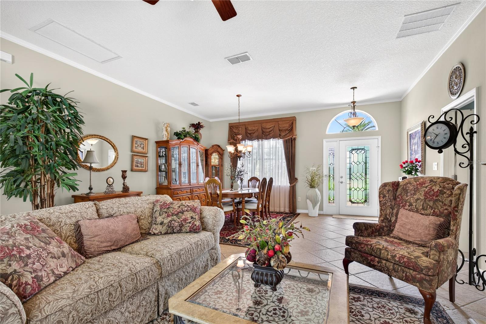 Image 5 of 62 For 5225 Chanticleer Drive