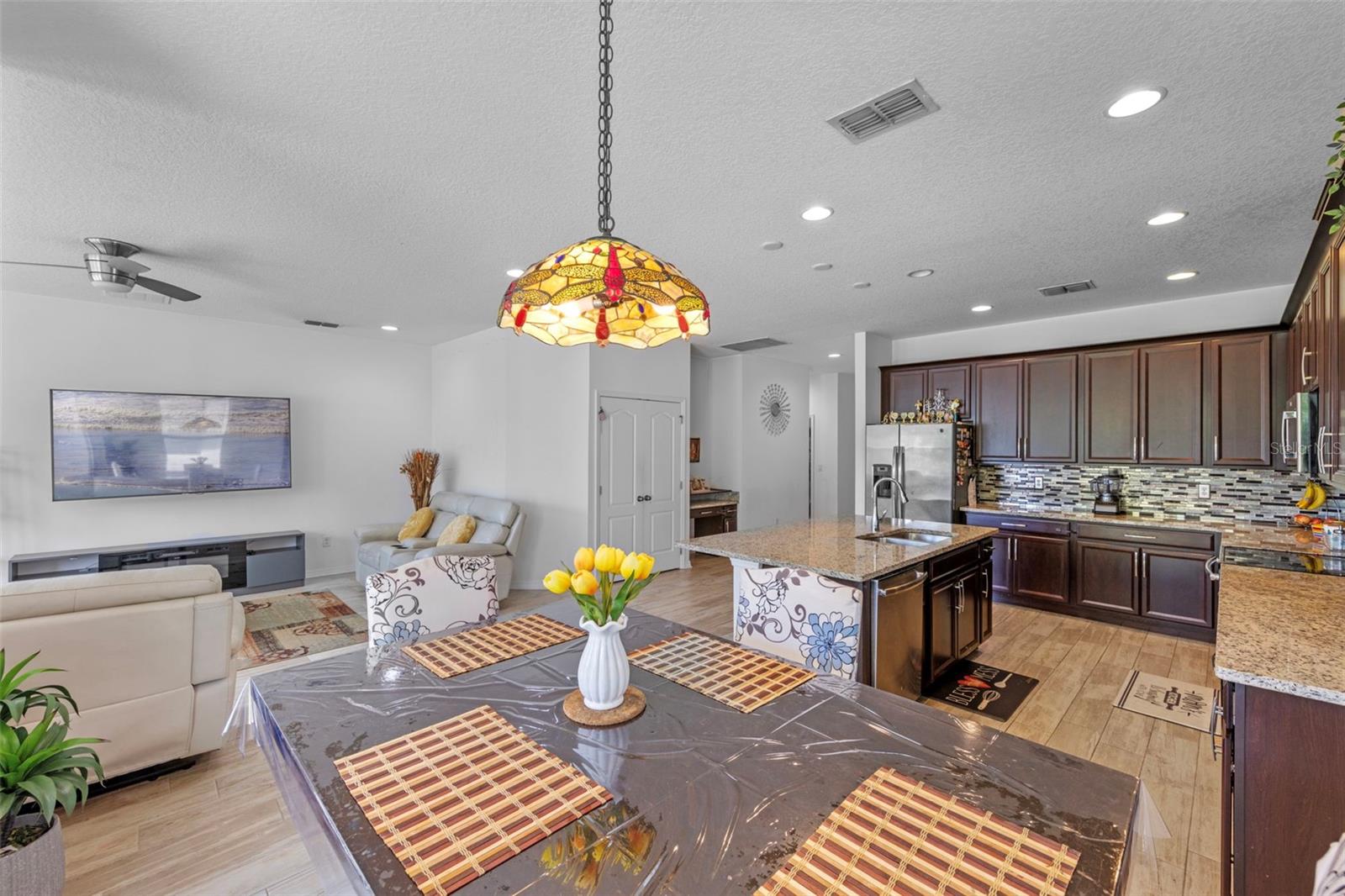 Image 12 of 32 For 985 Fallcreek Point