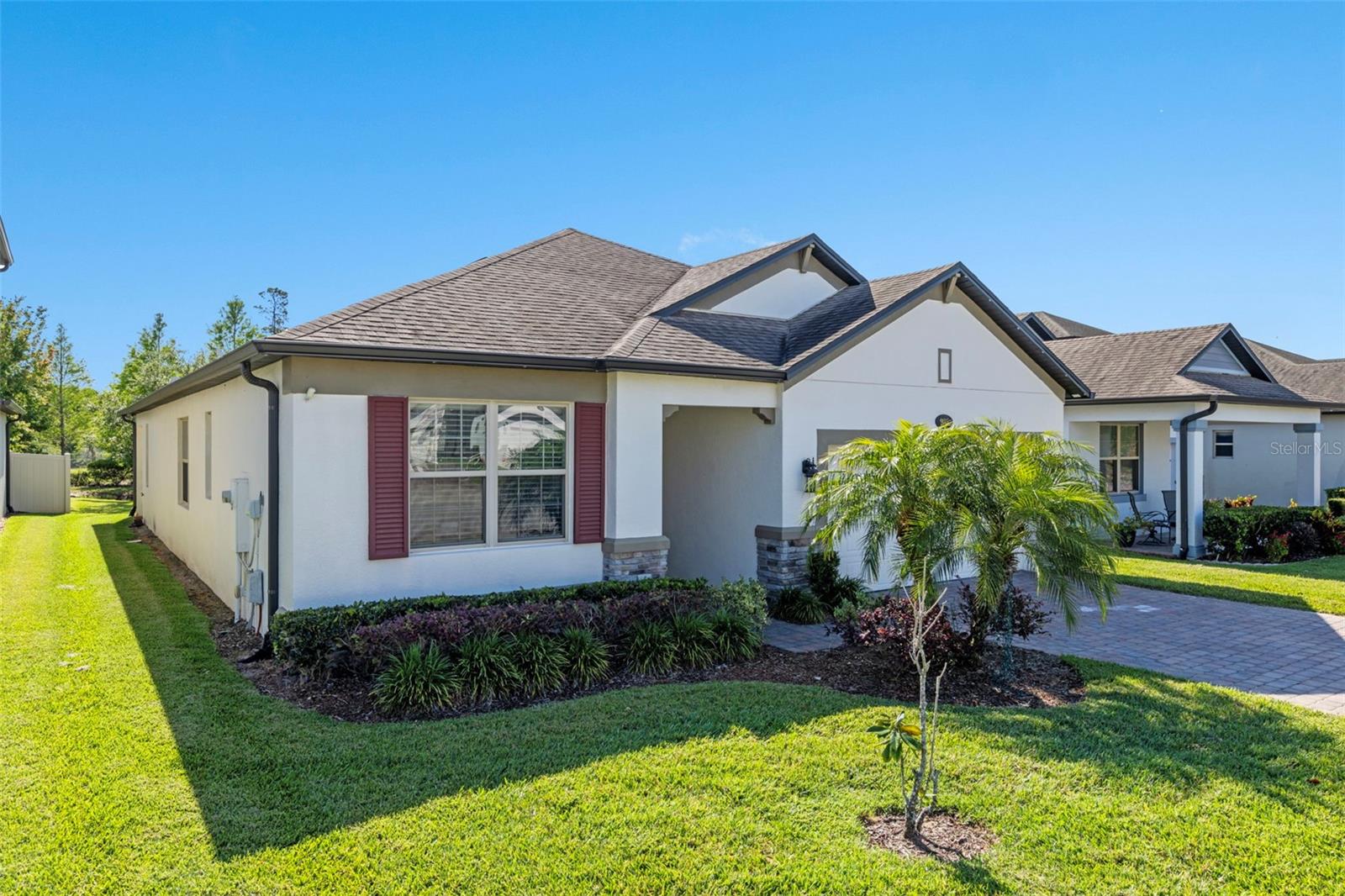 Image 3 of 32 For 985 Fallcreek Point