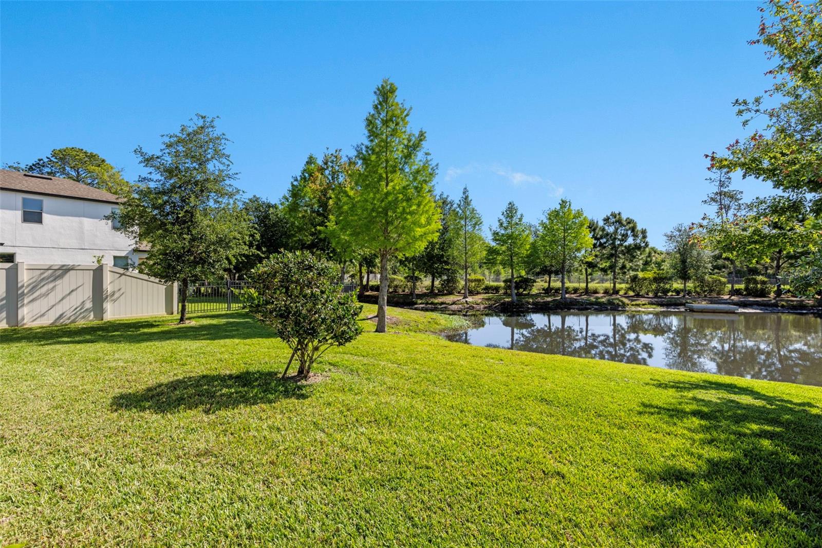 Image 30 of 32 For 985 Fallcreek Point