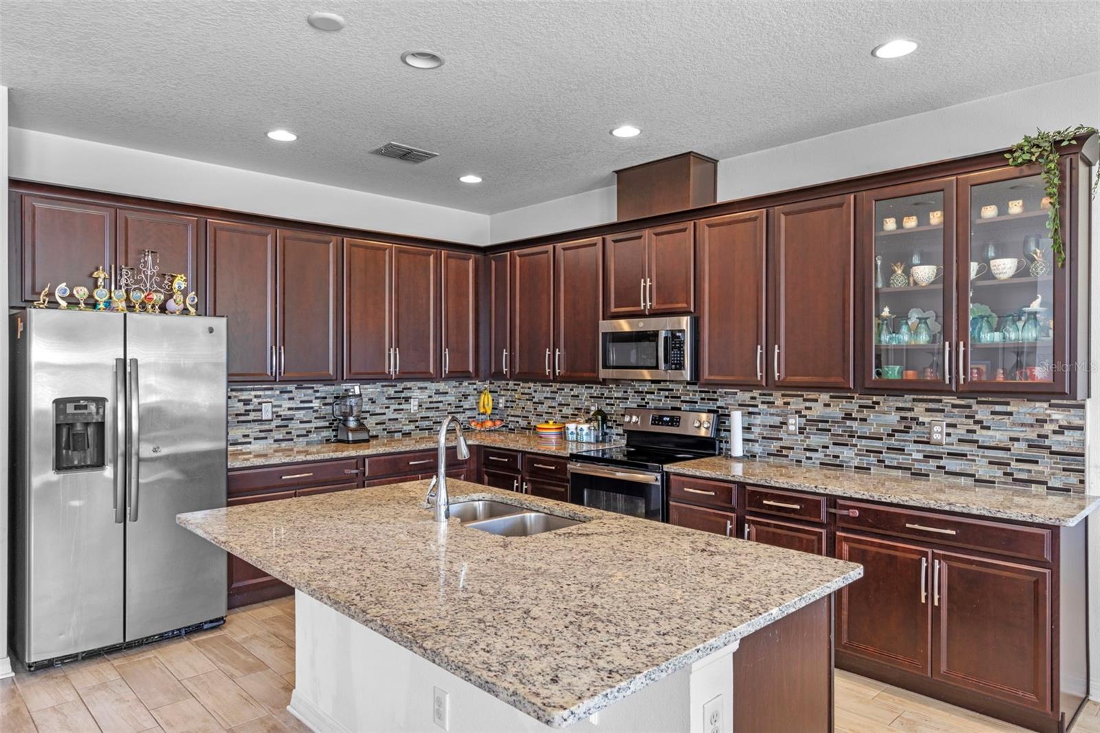 Image 5 of 32 For 985 Fallcreek Point