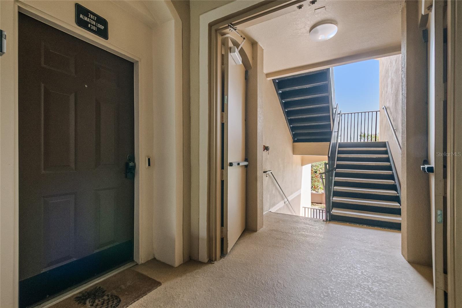 Image 32 of 43 For 2817 Almaton Loop 301