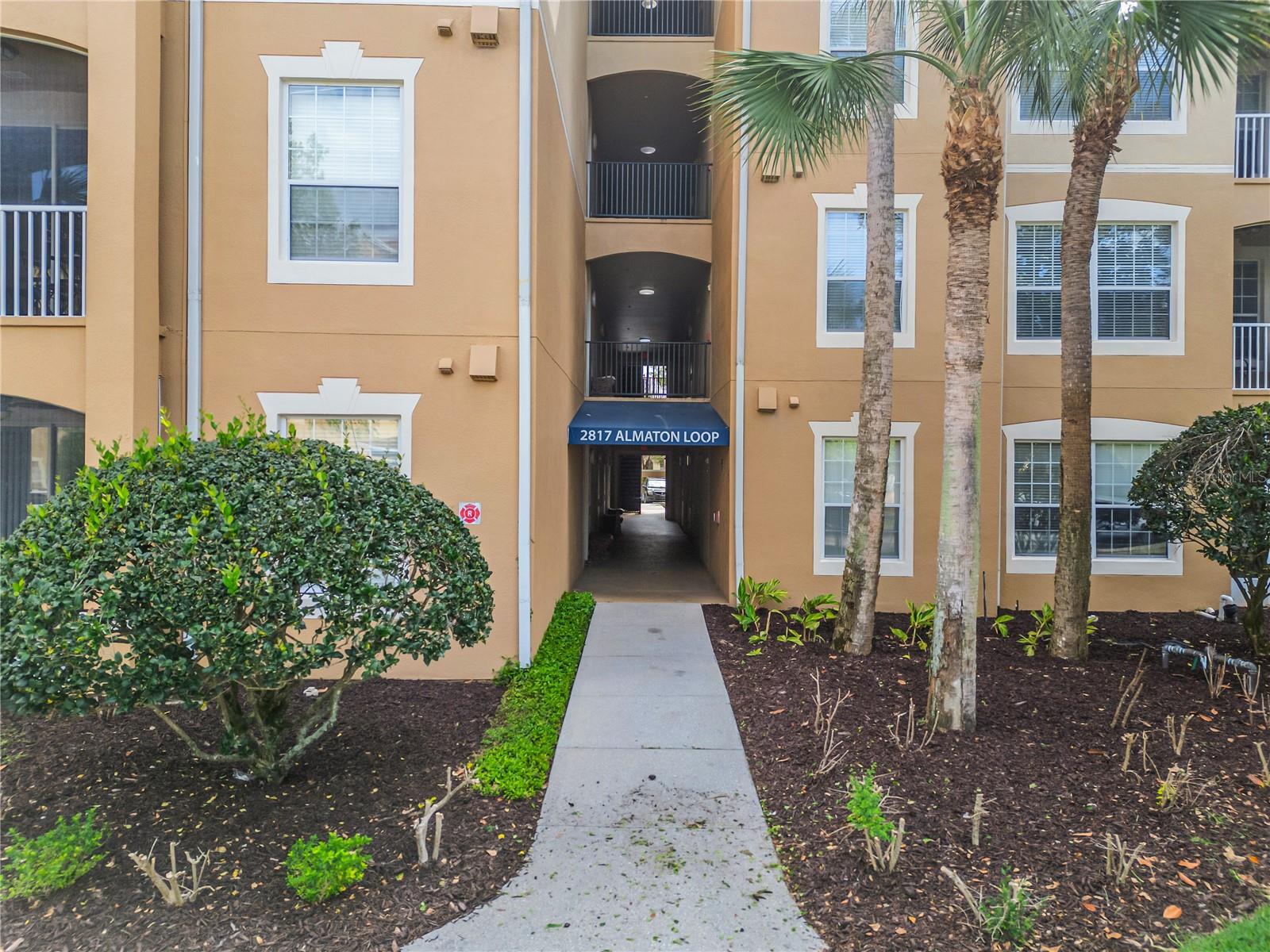 Image 33 of 43 For 2817 Almaton Loop 301