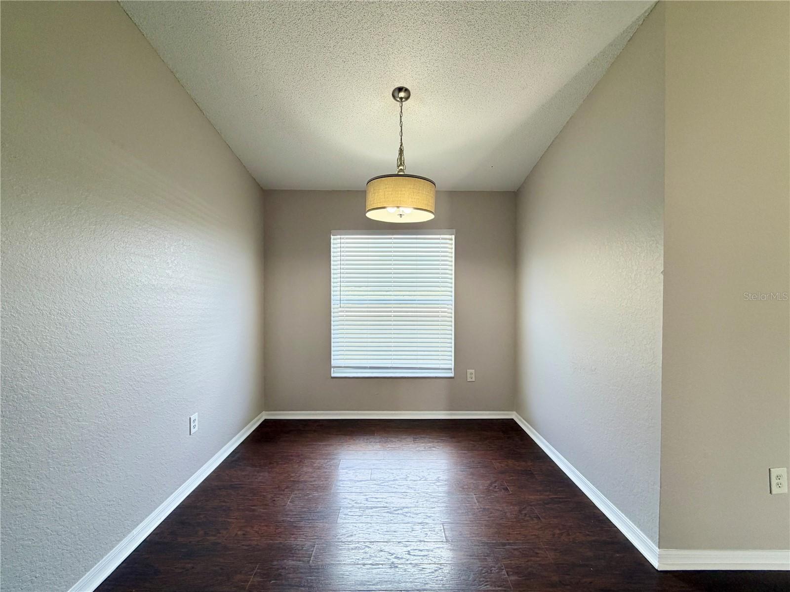 Image 11 of 40 For 254 Cloverdale Road