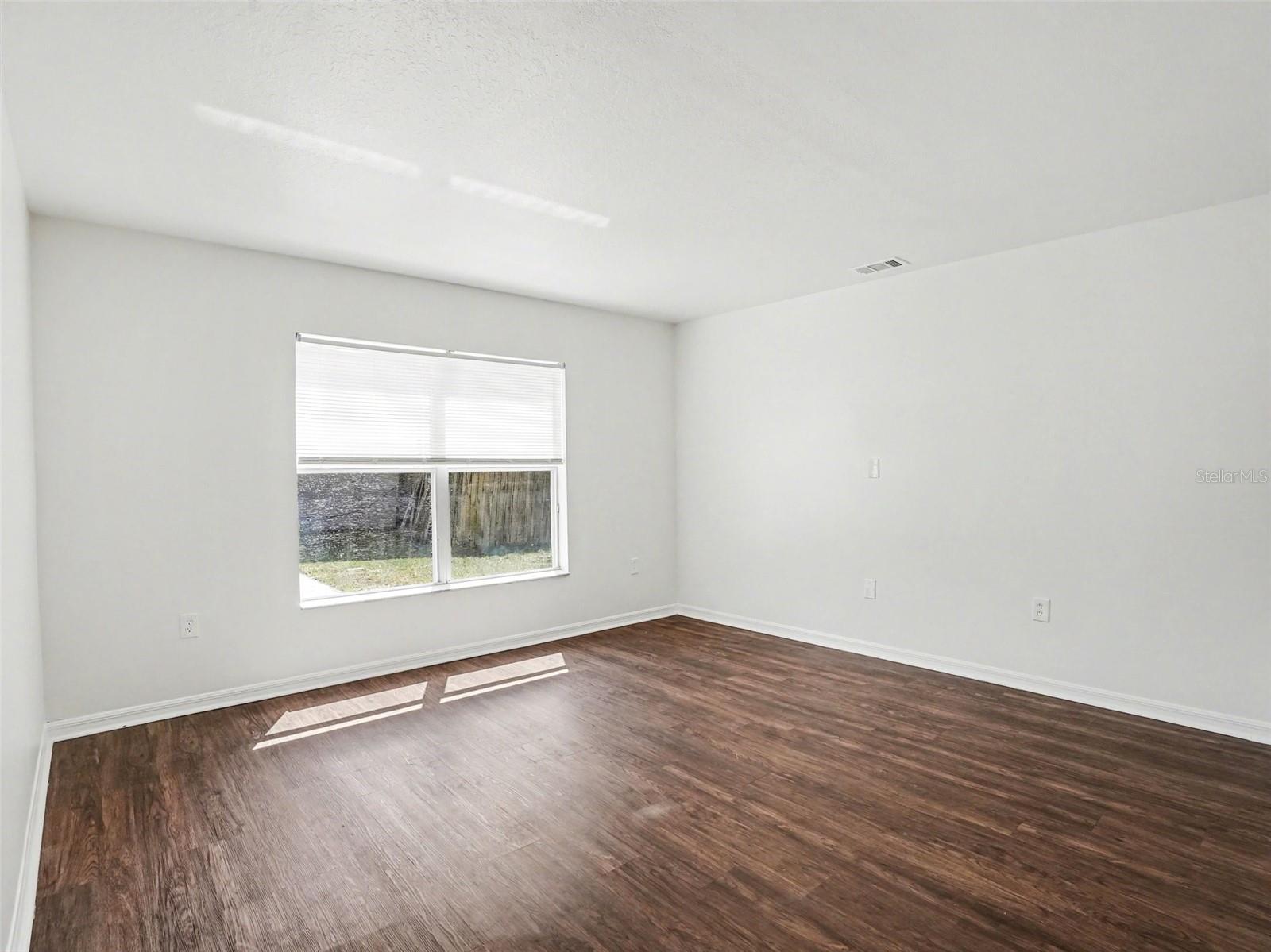 Image 10 of 27 For 1736 Dunn Cove Drive