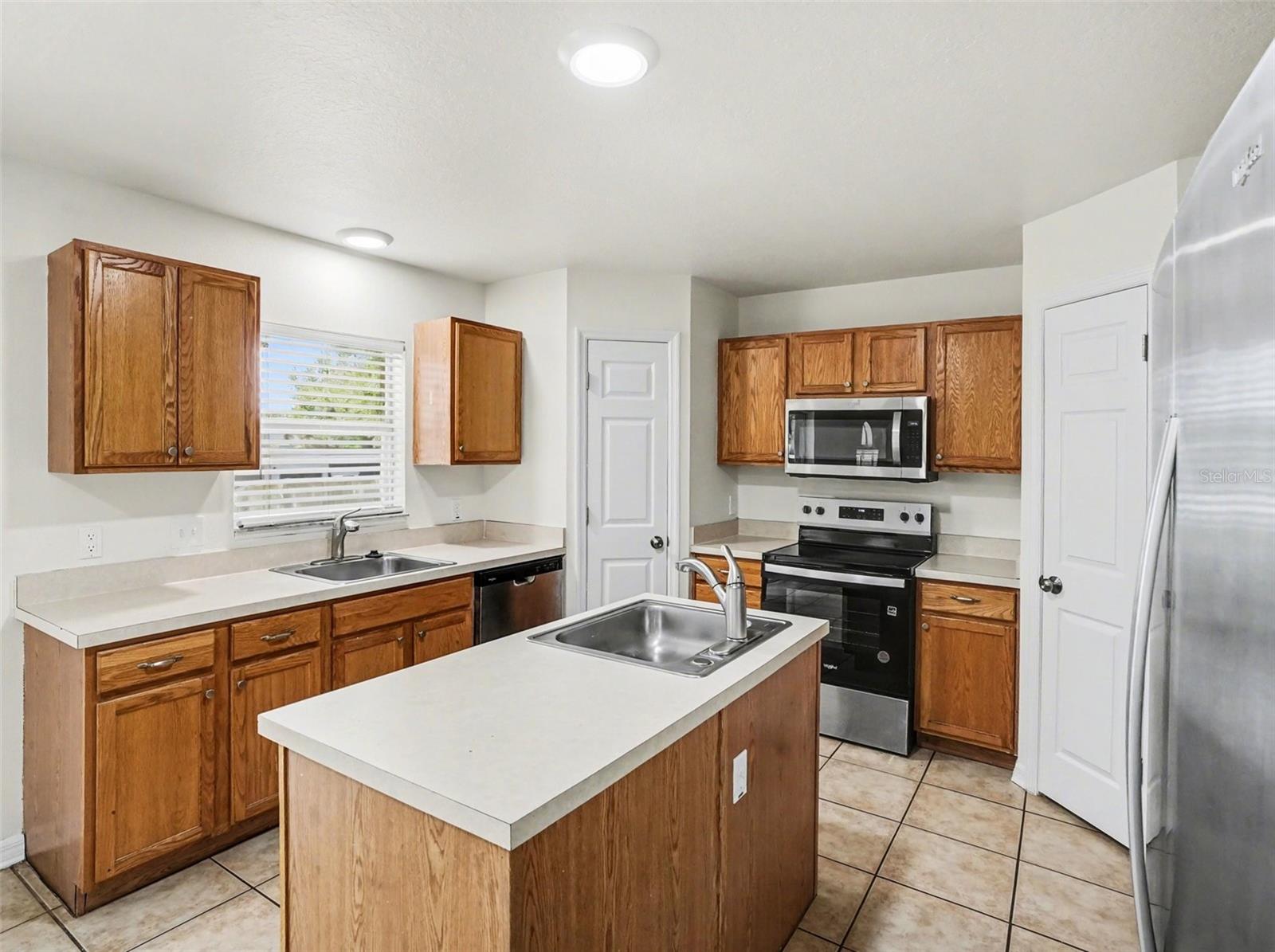 Image 5 of 27 For 1736 Dunn Cove Drive