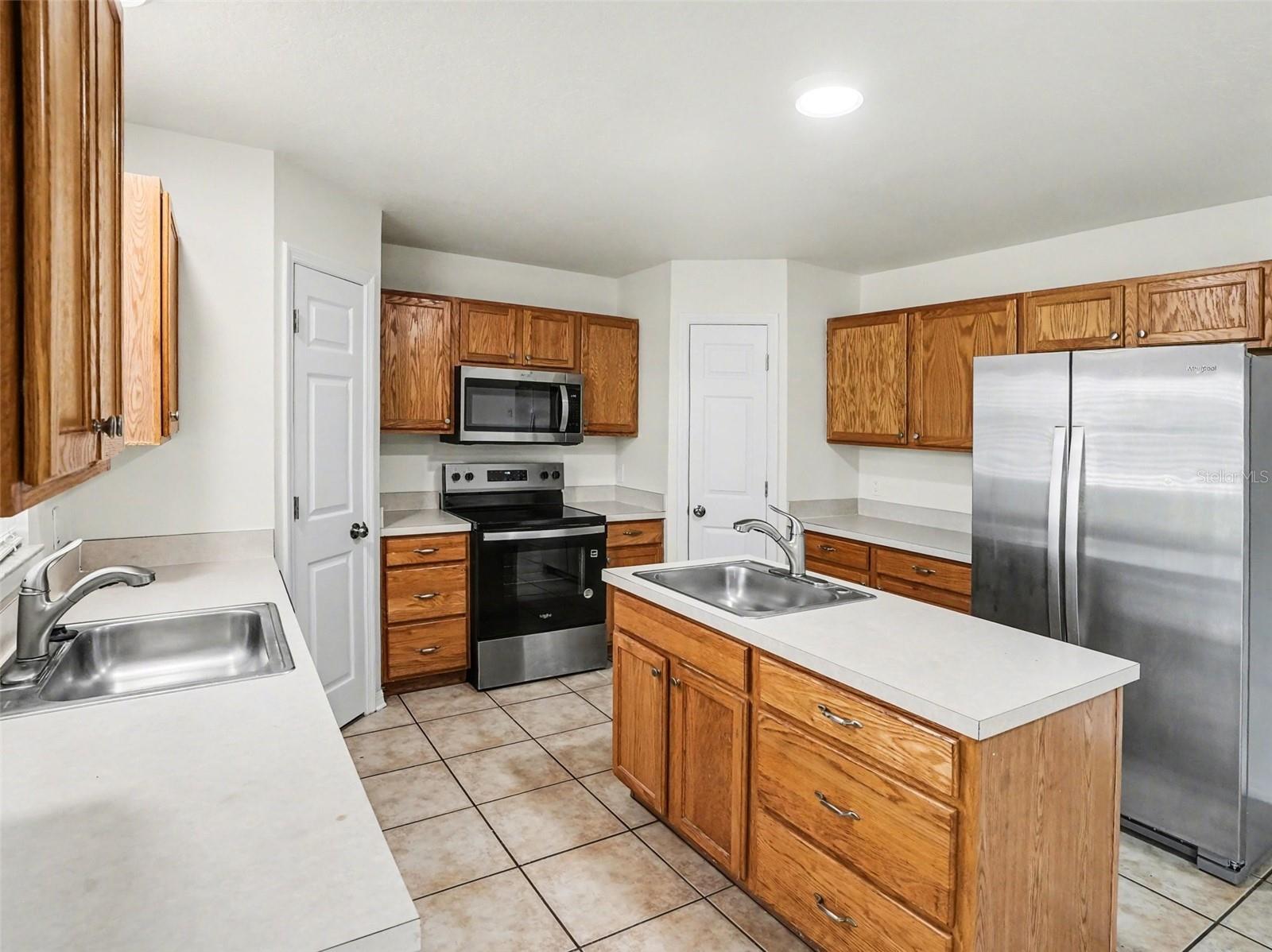 Image 6 of 27 For 1736 Dunn Cove Drive