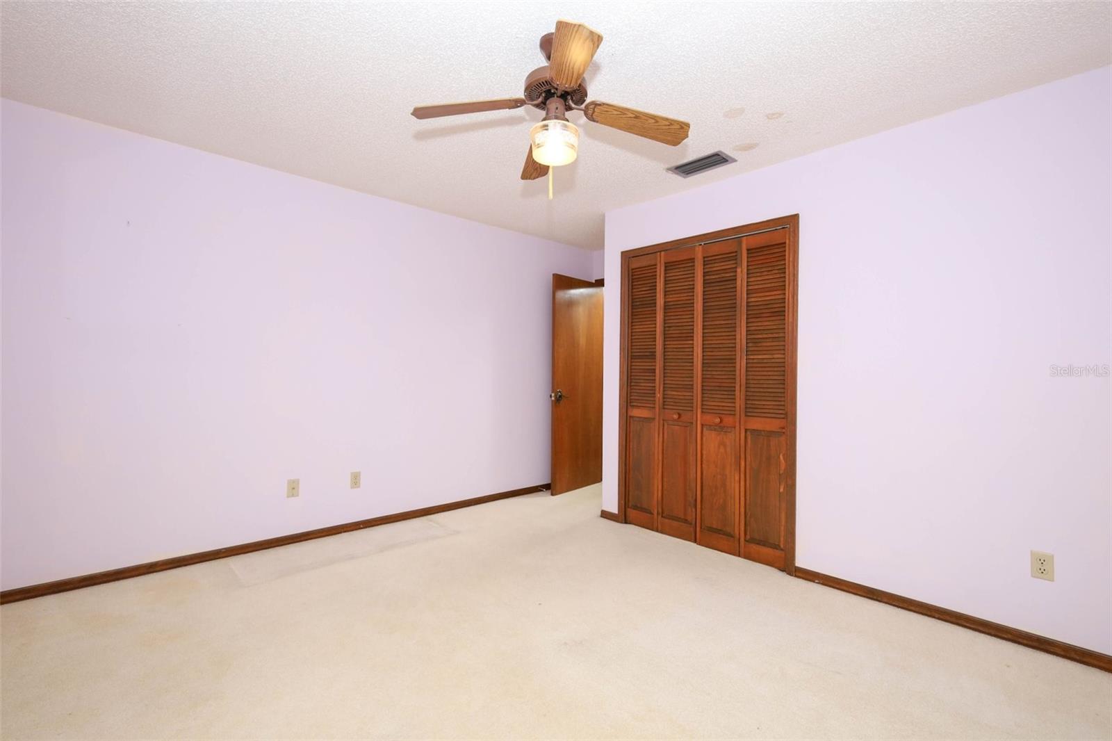 Image 15 of 27 For 4057 Winderlakes Drive