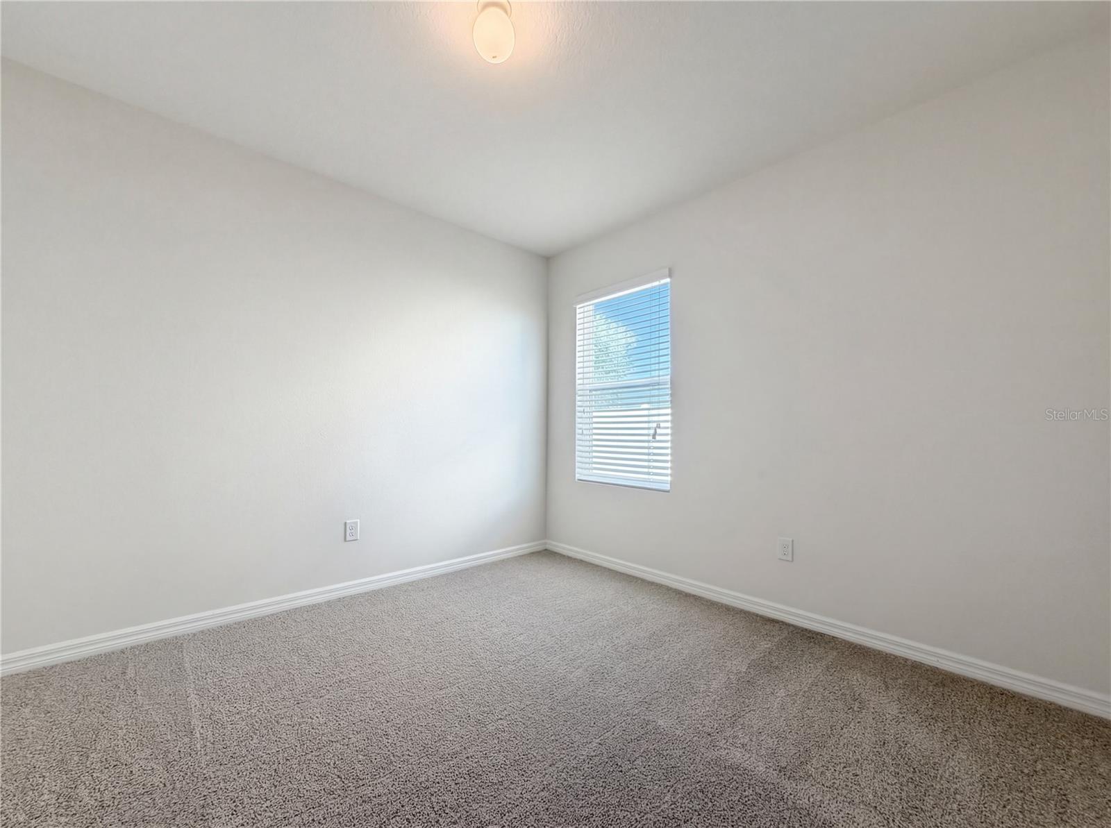 Image 16 of 27 For 11835 Myrtle Rock Drive