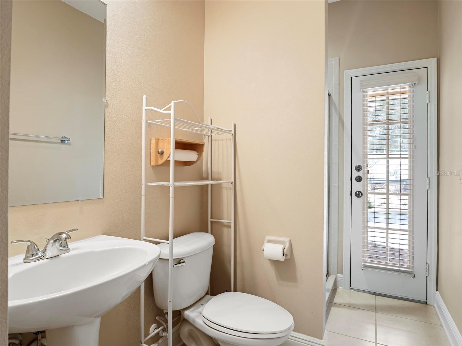 Image 14 of 35 For 375 Brentwood Club Cove