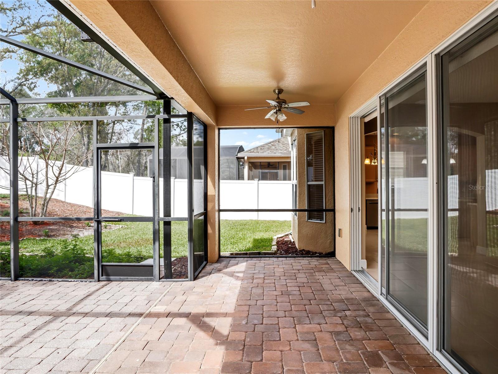 Image 27 of 35 For 375 Brentwood Club Cove