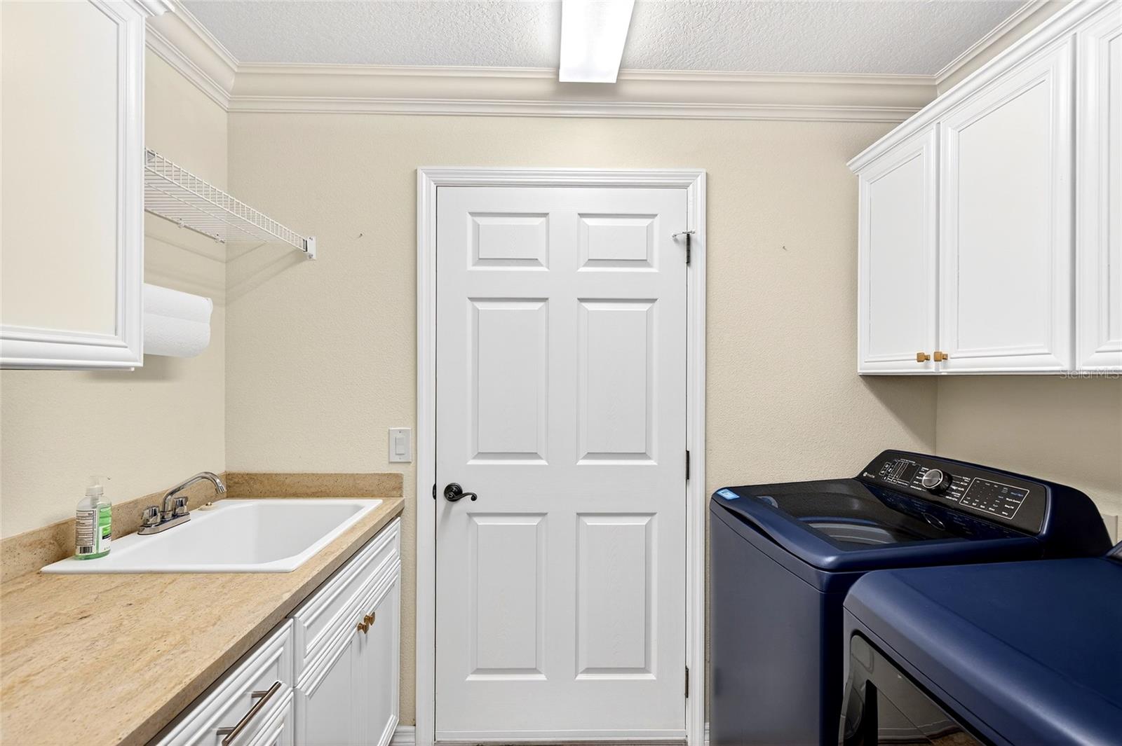 Image 23 of 60 For 2912 Asher Path