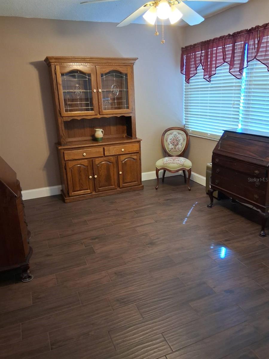 Listing photo id 14 for 6770 Riviera N