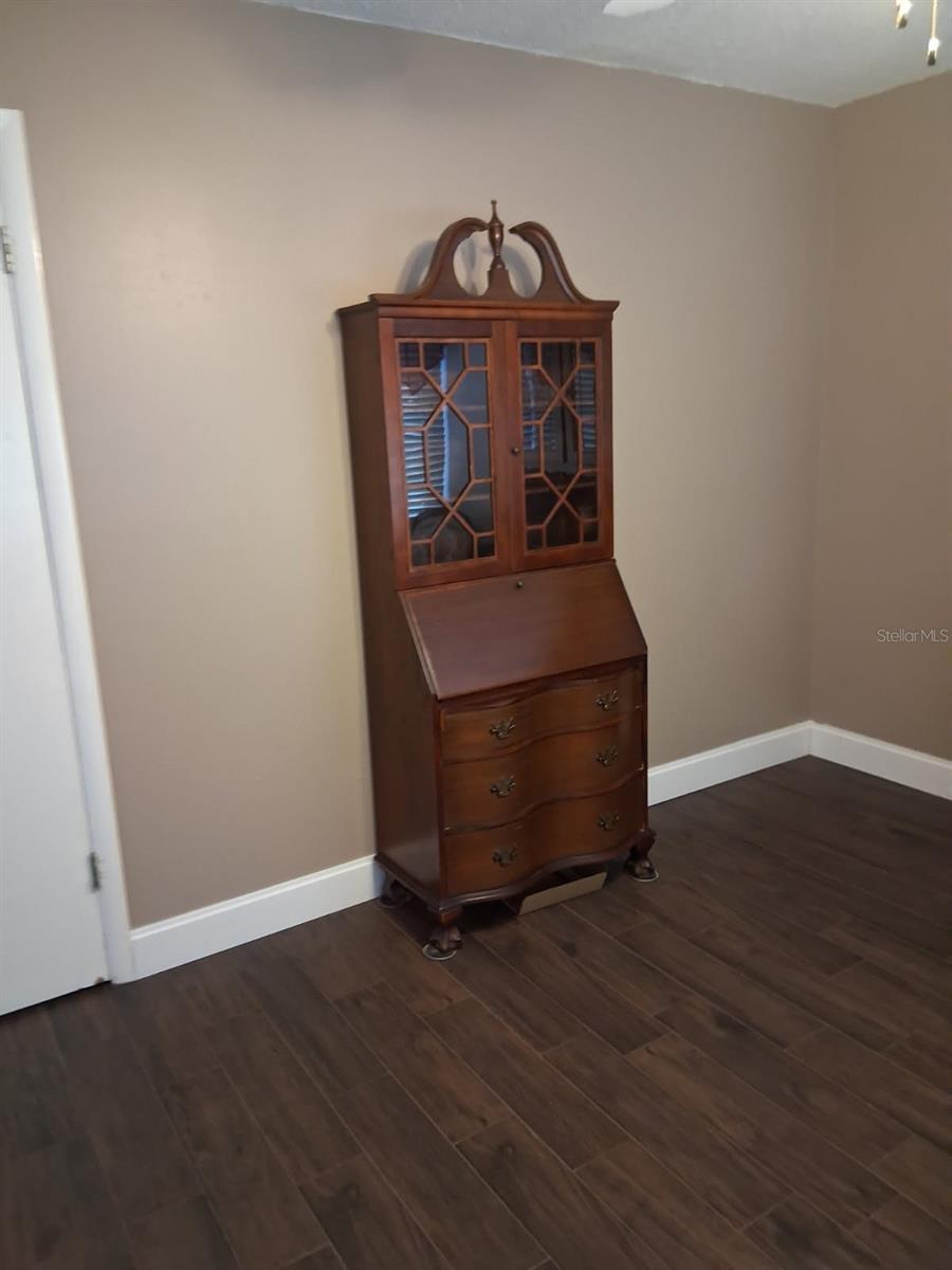 Listing photo id 15 for 6770 Riviera N