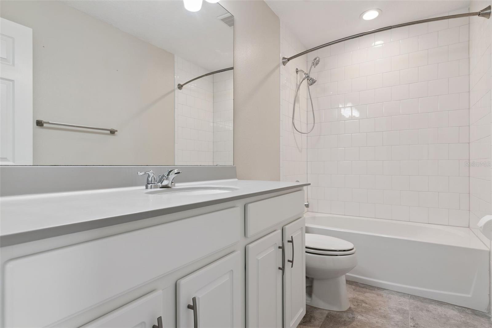 Image 17 of 20 For 2200 Garden Belle Drive