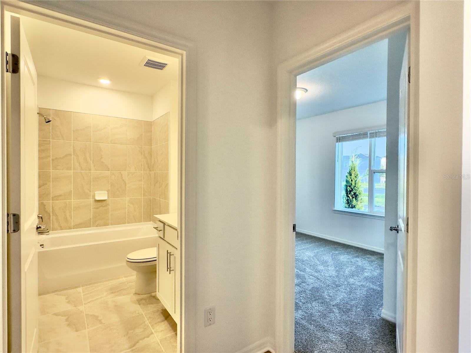 Image 7 of 42 For 4685 Sunny Citrus Lane