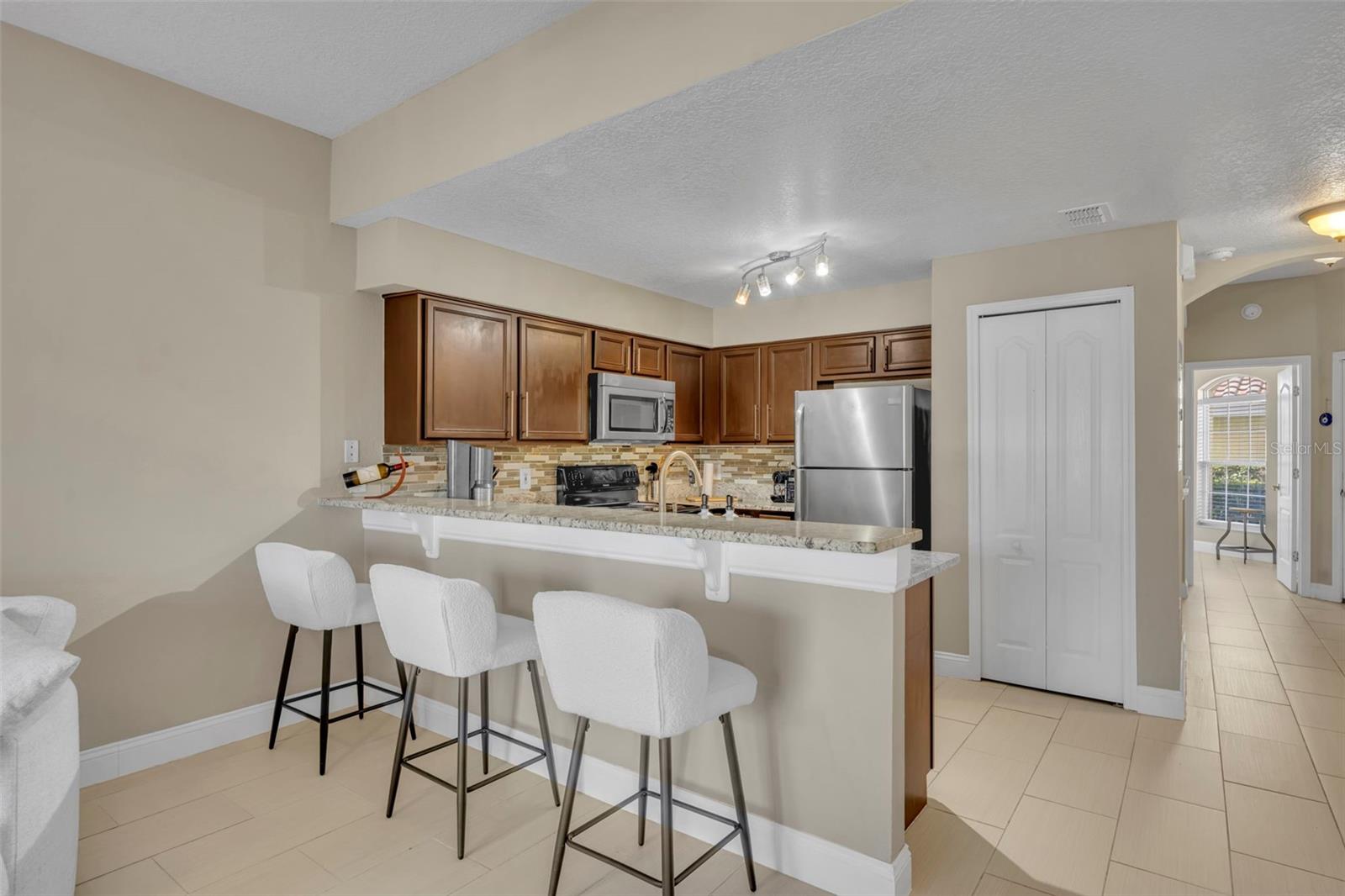 Image 10 of 26 For 676 Sandy Neck Lane 102