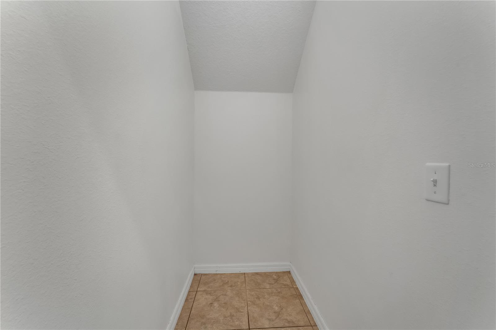 Image 17 of 51 For 8320 Bryce Canyon Avenue