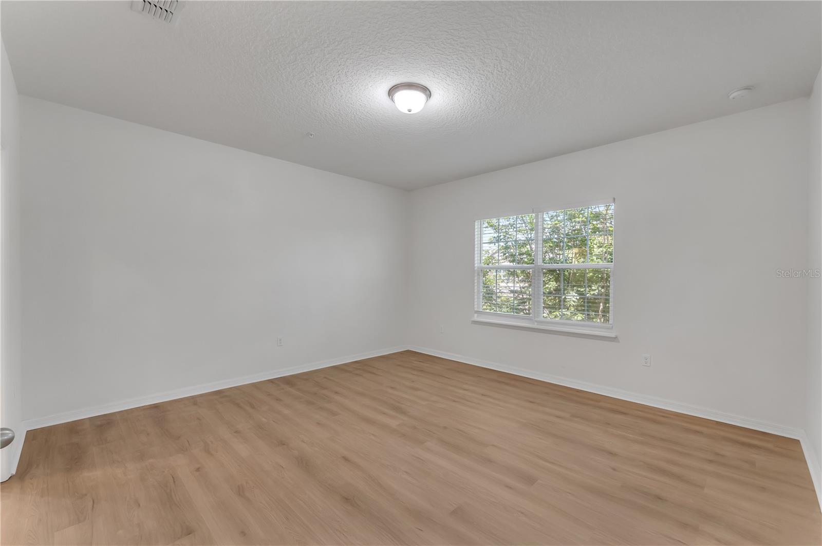 Image 22 of 51 For 8320 Bryce Canyon Avenue